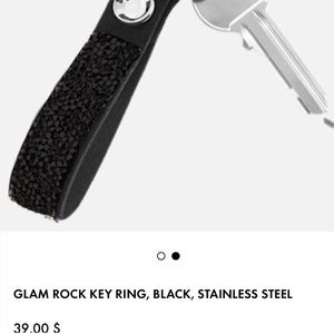 🆕 SWAROVSKI GLAM KEY RING ✨